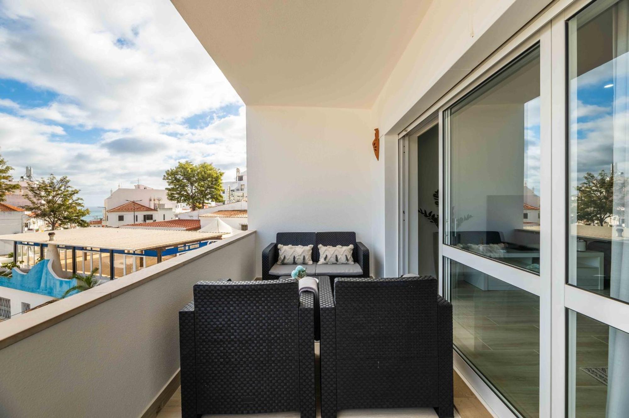 Casa Santa Maria - Sea View - 500M From The Beach - Wifi Albufeira Exterior photo
